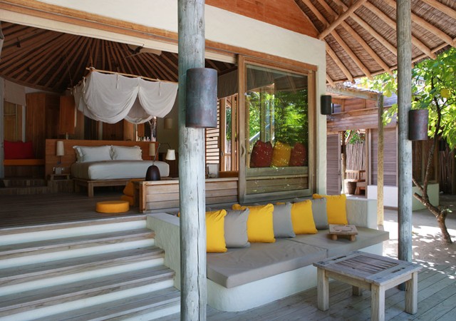 Lagoon Beach Villa