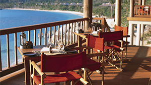 Dining by the Bay